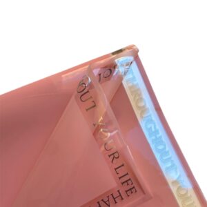 Papel Coreano Rosa con Bordes Plateado Frase x20u 56x56cm